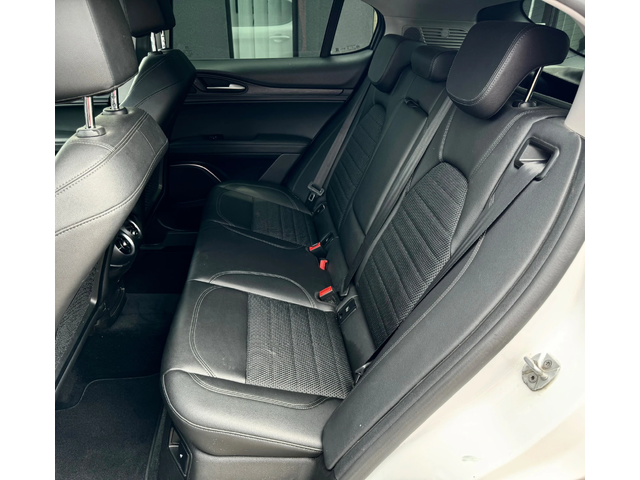 Alfa Romeo Stelvio 2.2d Q4 210кс Executive - автомобили, коли, обяви за нови и употребявани 8