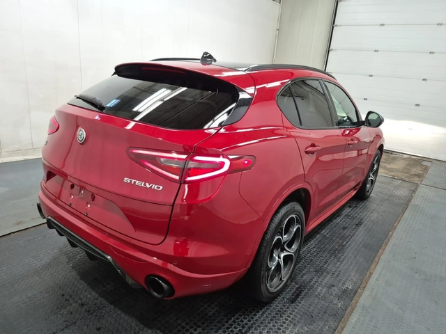 Alfa Romeo Stelvio * VELOCE * CARFAX * ЦЕНА ДО БГ - автомобили, коли, обяви за нови и употребявани 3