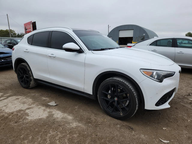 Alfa Romeo Stelvio TI* AWD* - автомобили, коли, обяви за нови и употребявани 2