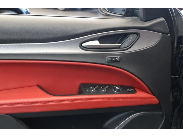 Alfa Romeo Stelvio * TI* AWD* - автомобили, коли, обяви за нови и употребявани 6