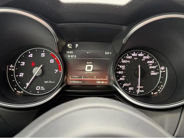 Alfa Romeo Stelvio 2018 Alfa Romeo Stelvio Sport AWD - автомобили, коли, обяви за нови и употребявани 10