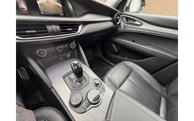 Alfa Romeo Stelvio 2018 Alfa Romeo Stelvio Sport AWD - автомобили, коли, обяви за нови и употребявани 12