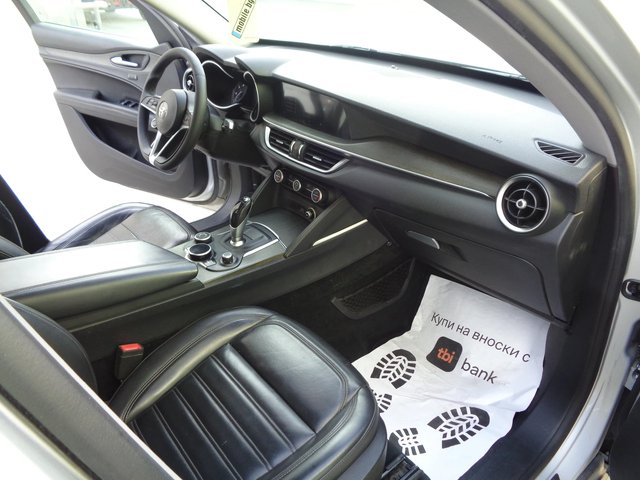 Alfa Romeo Stelvio 2.2JTDM-EXECUTIVE-4X4-210-Q4 - автомобили, коли, обяви за нови и употребявани 12