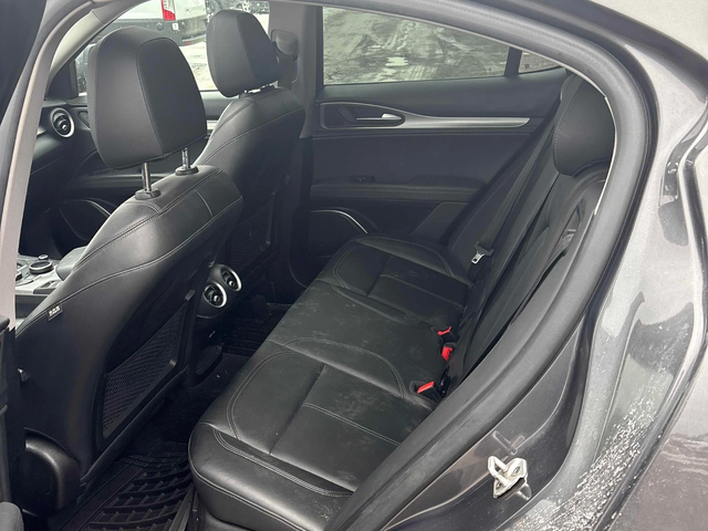 Alfa Romeo Stelvio TI С РЕГИСТРАЦИЯ & АВТО КРЕДИТ - автомобили, коли, обяви за нови и употребявани 11
