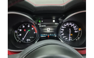 Alfa Romeo Stelvio TI SPORT С РЕГИСТРАЦИЯ & АВТО КРЕДИТ - автомобили, коли, обяви за нови и употребявани 9