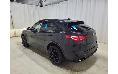 alfa-romeo-stelvio - 3