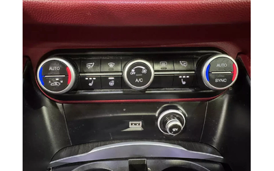 Alfa Romeo Stelvio TI| CARFAX| КРАЙНА ЦЕНА| ВИДЕО - автомобили, коли, обяви за нови и употребявани 10