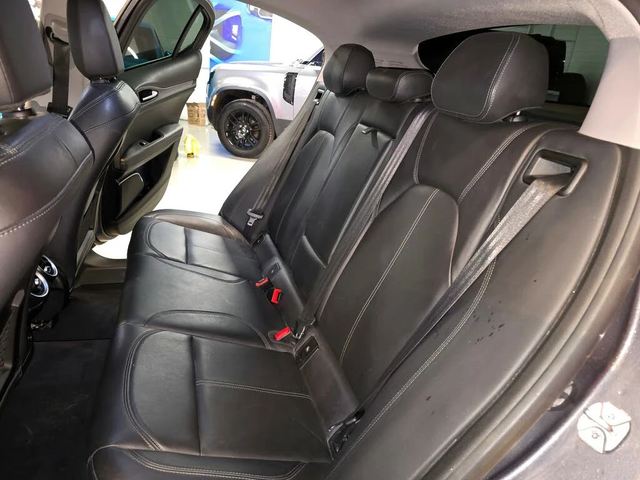 Alfa Romeo Stelvio 2018* Q4 - автомобили, коли, обяви за нови и употребявани 14