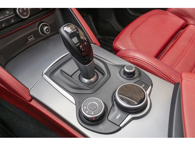 Alfa Romeo Stelvio Ti Sport AWD* HARMAN KARDON* PANORAMA* MEMORY* - автомобили, коли, обяви за нови и употребявани 12