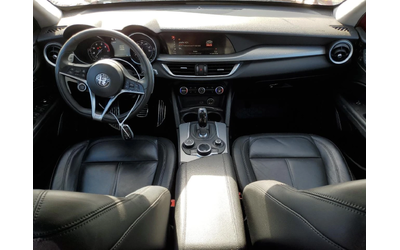 Alfa Romeo Stelvio * КОЖА* ПОДГРЕВ* LED* AWD* - автомобили, коли, обяви за нови и употребявани 7