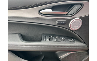 Alfa Romeo Stelvio АвтоКредит* (ЦЕНА ДО БГ)Alfa Romeo Stelvio Veloce - автомобили, коли, обяви за нови и употребявани 10