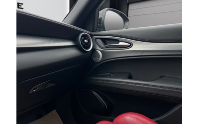 Alfa Romeo Stelvio АвтоКредит* (ЦЕНА ДО БГ)Alfa Romeo Stelvio Veloce - автомобили, коли, обяви за нови и употребявани 14