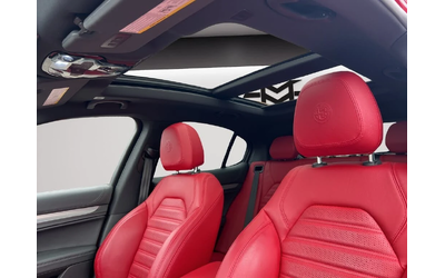 Alfa Romeo Stelvio АвтоКредит* (ЦЕНА ДО БГ)Alfa Romeo Stelvio Veloce - автомобили, коли, обяви за нови и употребявани 9