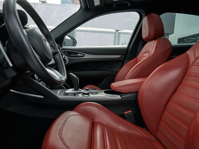 Alfa Romeo Stelvio * АвтоКредит * (ЦЕНА ДО БГ) - автомобили, коли, обяви за нови и употребявани 9