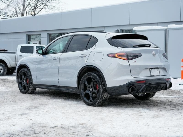 Alfa Romeo Stelvio * АвтоКредит * (ЦЕНА ДО БГ) - автомобили, коли, обяви за нови и употребявани 3