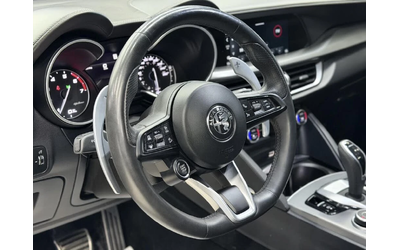 Alfa Romeo Stelvio * АвтоКредит * (ЦЕНА ДО БГ) - автомобили, коли, обяви за нови и употребявани 9