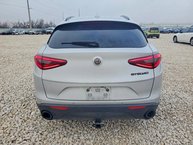 Alfa Romeo Stelvio KОЖА* CARPLAY* KAMEРА - автомобили, коли, обяви за нови и употребявани 4