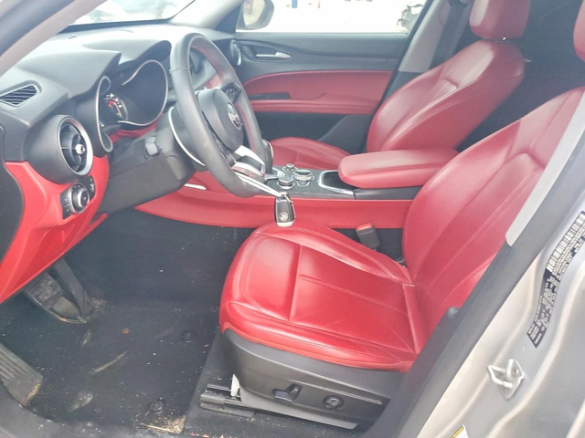 Alfa Romeo Stelvio KОЖА* CARPLAY* KAMEРА - автомобили, коли, обяви за нови и употребявани 6