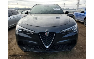 alfa-romeo-stelvio - 1