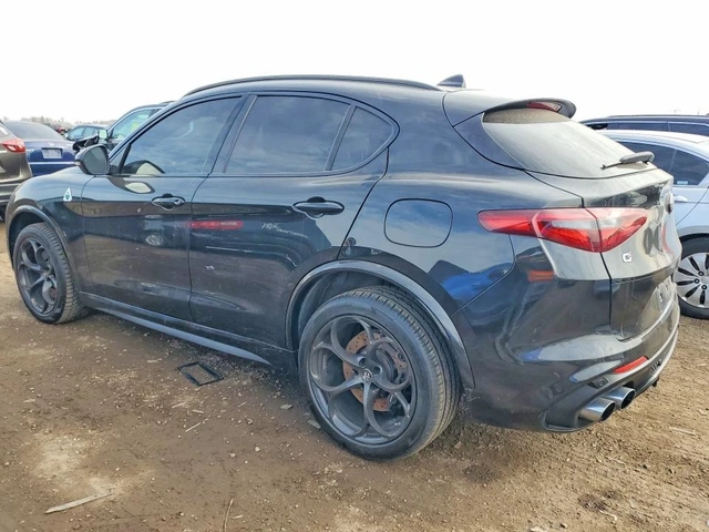 Alfa Romeo Stelvio QUADRIFOGLIO 505HP* HARMAN* DISTRONIC* KEYLESS* ПО - автомобили, коли, обяви за нови и употребявани 3
