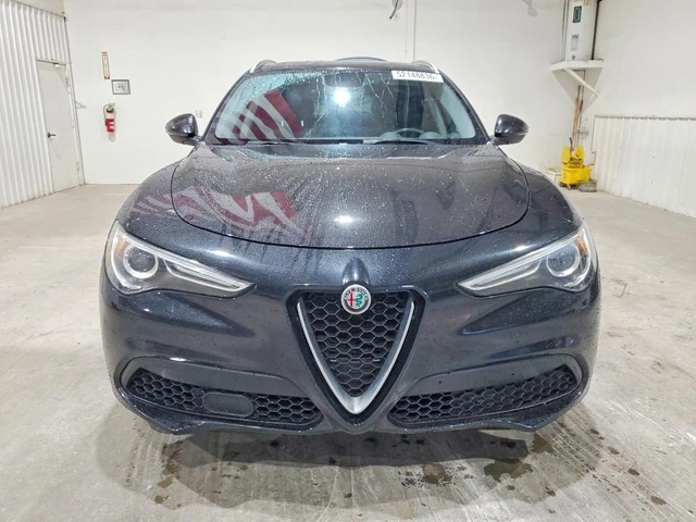 Alfa Romeo Stelvio AWD - автомобили, коли, обяви за нови и употребявани 4
