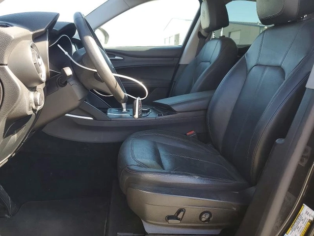 Alfa Romeo Stelvio AWD - автомобили, коли, обяви за нови и употребявани 6