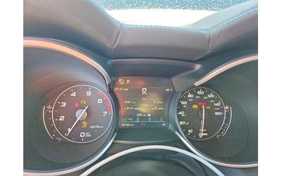 Alfa Romeo Stelvio TI| HARMAN&KARDON| DISTRONIC| ПАНО| - автомобили, коли, обяви за нови и употребявани 8