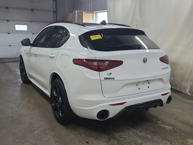 Alfa Romeo Stelvio Veloce * ПАНОРАМА * 2 КЛЮЧА * СЕРВИЗНА ИСТ - автомобили, коли, обяви за нови и употребявани 4