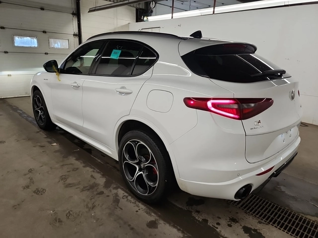 Alfa Romeo Stelvio VELOCE 2.0T * * CARFAX * * АВТО КРЕДИТ * * - автомобили, коли, обяви за нови и употребявани 3