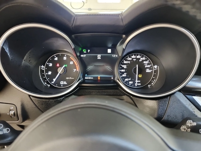 Alfa Romeo Stelvio VELOCE 2.0T * * CARFAX * * АВТО КРЕДИТ * * - автомобили, коли, обяви за нови и употребявани 7