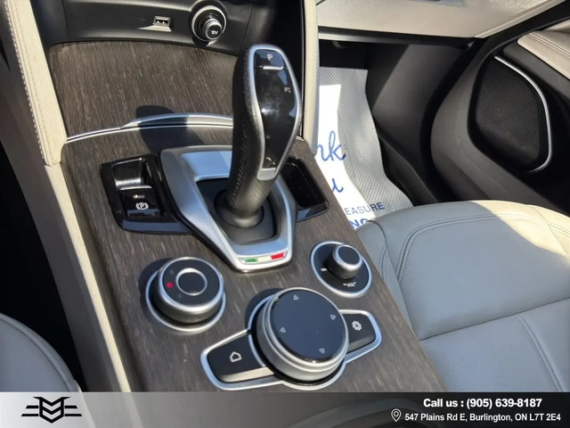 Alfa Romeo Stelvio Romeo Stelvio - автомобили, коли, обяви за нови и употребявани 16