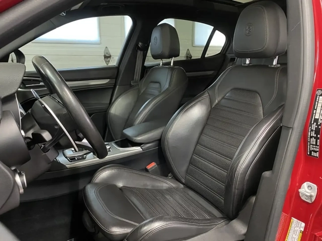 Alfa Romeo Stelvio - автомобили, коли, обяви за нови и употребявани 11