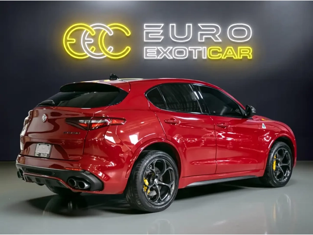 Alfa Romeo Stelvio Quadrifoglio 505 HP Twin-Turbo V6| CARBON| ЛИЗИНГ - автомобили, коли, обяви за нови и употребявани 5