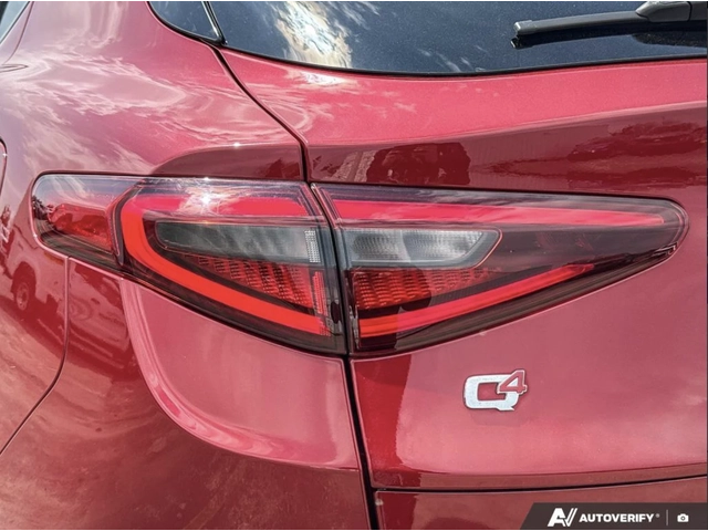 Alfa Romeo Stelvio Ti Sport / HARMAN KARDON / ПАНОРАМА / - автомобили, коли, обяви за нови и употребявани 5