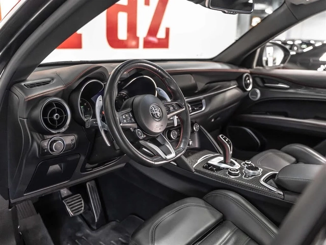 Alfa Romeo Stelvio Estrema AWD/PANOROOF/DRIVE-ASSISTS/PREMIUM - автомобили, коли, обяви за нови и употребявани 4