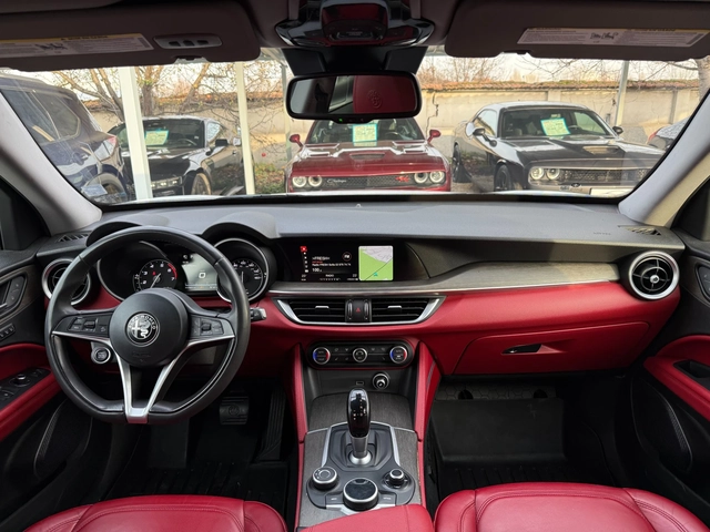 Alfa Romeo Stelvio TI AWD - автомобили, коли, обяви за нови и употребявани 11