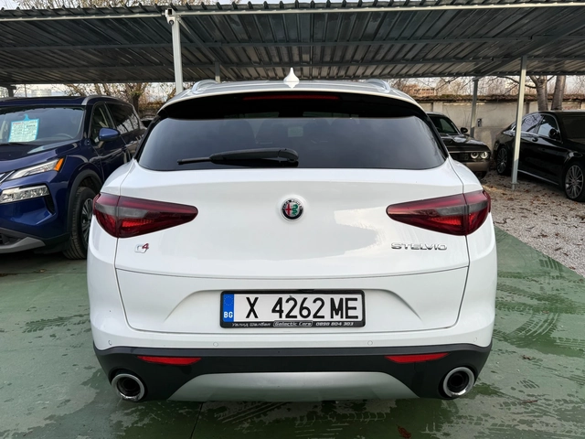 Alfa Romeo Stelvio TI AWD - автомобили, коли, обяви за нови и употребявани 4