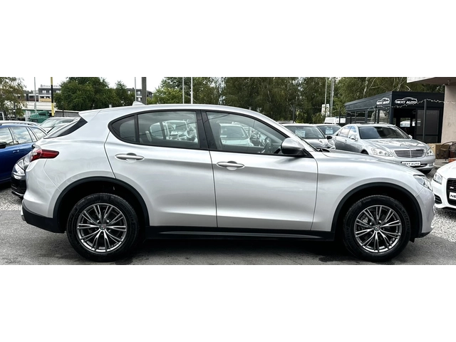 Alfa Romeo Stelvio Q4 2.2D 209HP LANE ASSIST BLIND SPOT EU6B - автомобили, коли, обяви за нови и употребявани 3