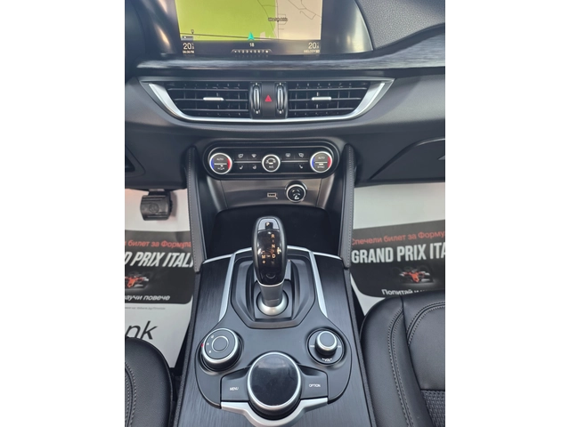 Alfa Romeo Stelvio 2.2 JTD - 210 к.с-EURO 6b-4x4-АВТОМАТИК-ШВЕЙЦАРИЯ - автомобили, коли, обяви за нови и употребявани 11