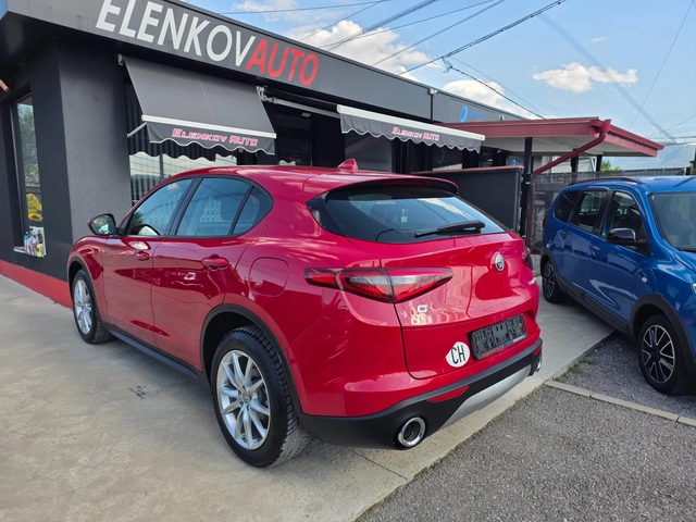 Alfa Romeo Stelvio 2.2 JTD - 210 к.с-EURO 6b-4x4-АВТОМАТИК-ШВЕЙЦАРИЯ - автомобили, коли, обяви за нови и употребявани 5