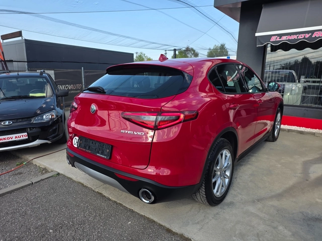 Alfa Romeo Stelvio 2.2 JTD - 210 к.с-EURO 6b-4x4-АВТОМАТИК-ШВЕЙЦАРИЯ - автомобили, коли, обяви за нови и употребявани 7