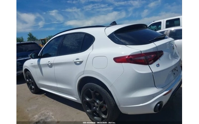 Alfa Romeo Stelvio VELOCE - автомобили, коли, обяви за нови и употребявани 12