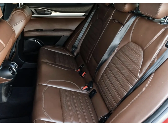 Alfa Romeo Stelvio Q4* Pano* H/K* - автомобили, коли, обяви за нови и употребявани 10