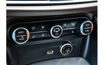 Alfa Romeo Stelvio Q4* Pano* H/K* - автомобили, коли, обяви за нови и употребявани 15