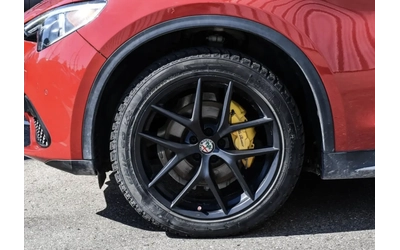 alfa-romeo-stelvio - 2