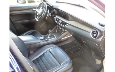 Alfa Romeo Stelvio 2, 2 VELOCE - автомобили, коли, обяви за нови и употребявани 13