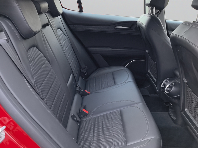 Alfa Romeo Stelvio Business - автомобили, коли, обяви за нови и употребявани 14