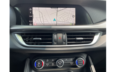 Alfa Romeo Stelvio VELOCE 2.0 Petrol 280 hp AT8 Q4 - автомобили, коли, обяви за нови и употребявани 12