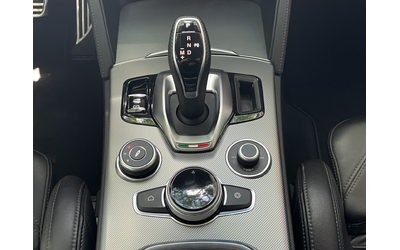 Alfa Romeo Stelvio VELOCE 2.0 Petrol 280 hp AT8 Q4 - автомобили, коли, обяви за нови и употребявани 17