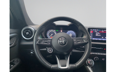 Alfa Romeo Tonale Ti 1.5 e-Hybrid 48V 160hp - автомобили, коли, обяви за нови и употребявани 14